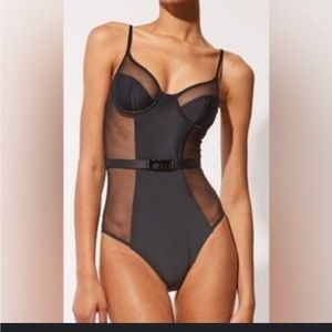 Solid and striped mesh Spencer size large